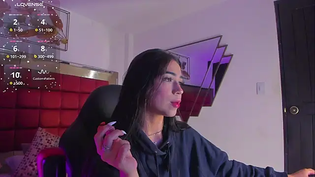 FaloonRoussel online show from 25, 10, 2025