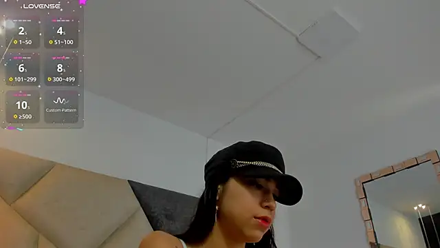 FaloonRoussel online show from 30, 9, 2025