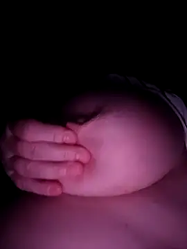 poussychats online show from 28, 1, 2025