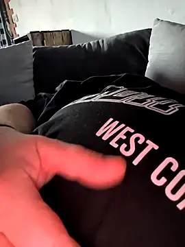 poussychats online show from 1, 3, 2026