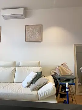 lyajoliee online show from 18, 4, 2026