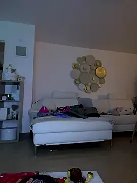 lyajoliee online show from 15, 1, 2026