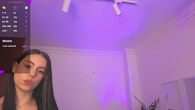 Aleejaa   online show from 11, 4, 2026