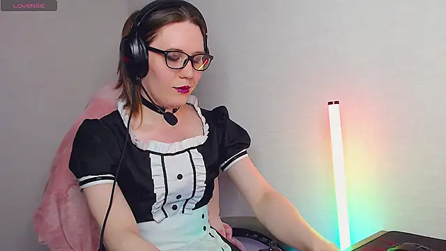 tracy cooper online show from 22, 2, 2025