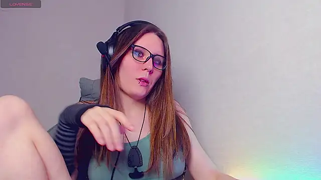 tracy cooper online show from 13, 2, 2025