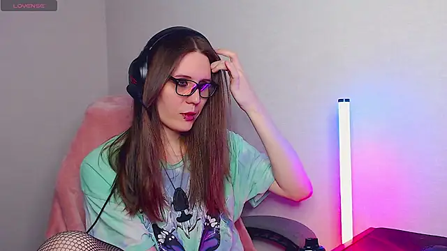 tracy cooper online show from 18, 2, 2025