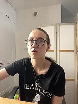 MartiniiSelenna online show from 17, 7, 2026