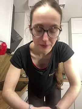 Snapshot of MartiniiSelenna chatting on 21, 4, 2026 MartiniiSelenna online show from 21, 4, 2026