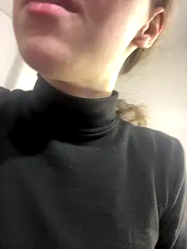 MartiniiSelenna online show from 3, 11, 2025