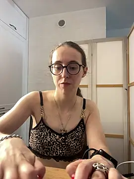 MartiniiSelenna online show from 1, 7, 2026