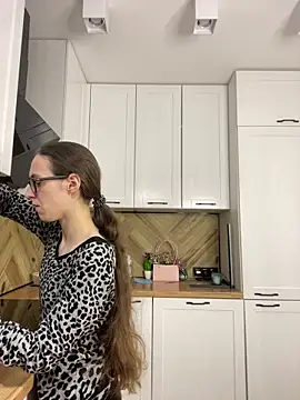 MartiniiSelenna online show from 29, 9, 2025