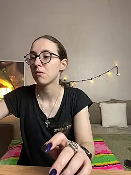 Snapshot of MartiniiSelenna chatting on 9, 5, 2026 MartiniiSelenna online show from 9, 5, 2026