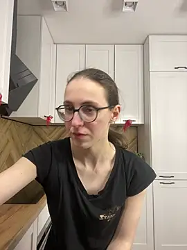 Snapshot of MartiniiSelenna chatting on 22, 4, 2026 MartiniiSelenna online show from 22, 4, 2026