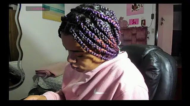 ladyrd1 online show from 24, 10, 2025