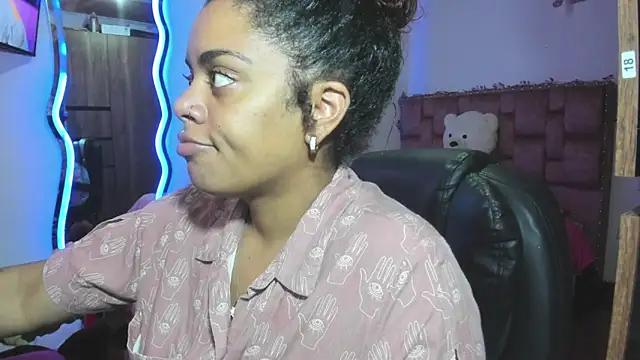 ladyrd1 online show from 28, 2, 2026