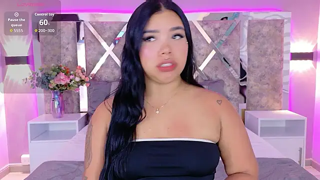 MarianaGarciaa   online show from 5, 3, 2026