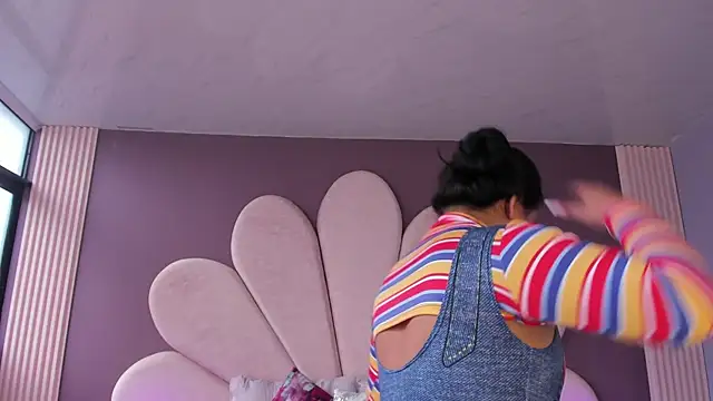 MarianaGarciaa   online show from 3, 10, 2025