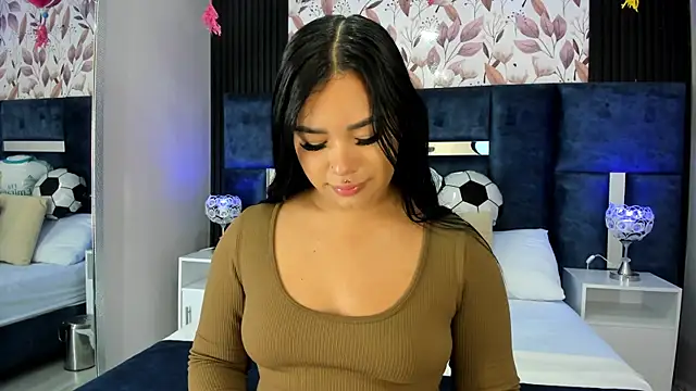 Snapshot of MarianaGarciaa__ chatting on 4, 7, 2026 MarianaGarciaa online show from 4, 7, 2026