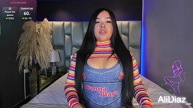 MarianaGarciaa   online show from 23, 9, 2025