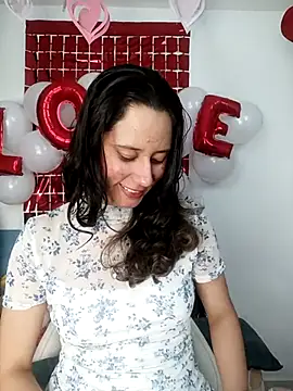 lovely kitt online show from 15, 2, 2026