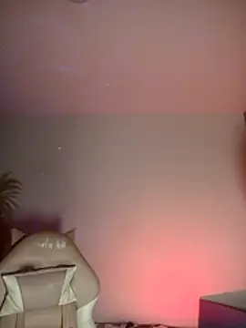 lovely kitt online show from 26, 10, 2025