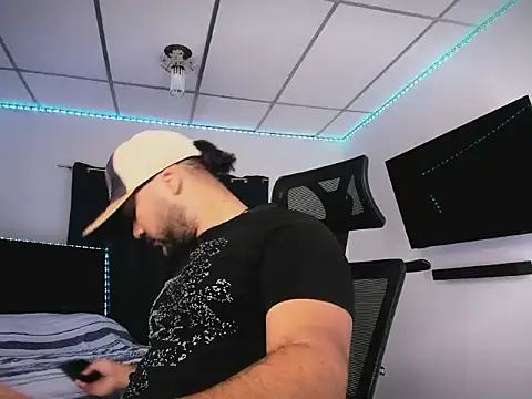 Sebas-hott online show from 4, 2, 2026