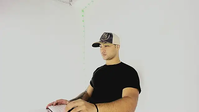 Sebas-hott online show from 24, 9, 2025