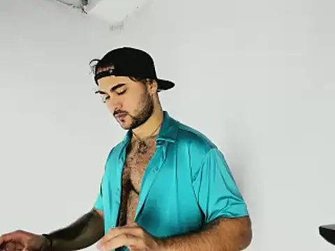 Sebas-hott online show from 6, 11, 2025