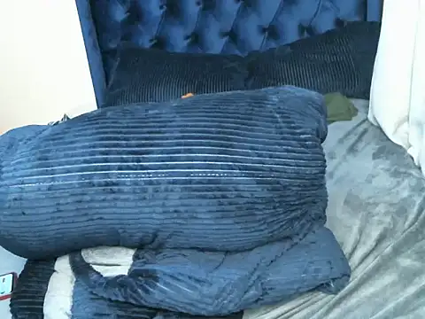 Snapshot of centzSexy chatting on 14, 9, 2025 centzSexy online show from 14, 9, 2025