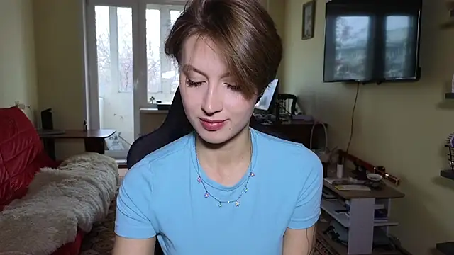 MalvinaBlum online show from 30, 10, 2025