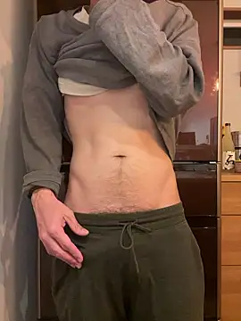 saku chan live online show from 15, 4, 2026