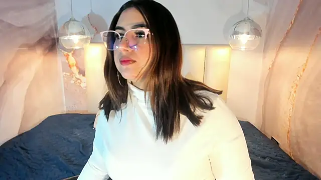 sabrinamilani online show from 17, 4, 2026