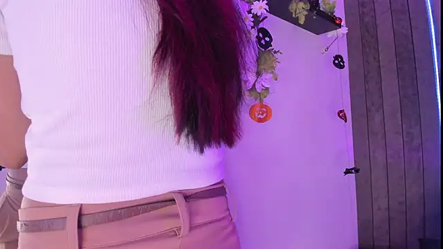 alaia-rogers online show from 27, 10, 2025