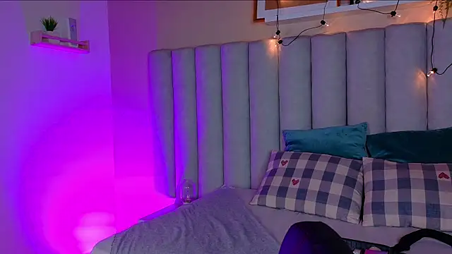 alaia-rogers online show from 20, 10, 2025