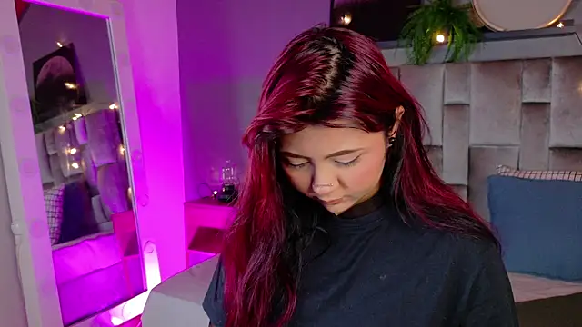 alaia-rogers online show from 28, 10, 2025