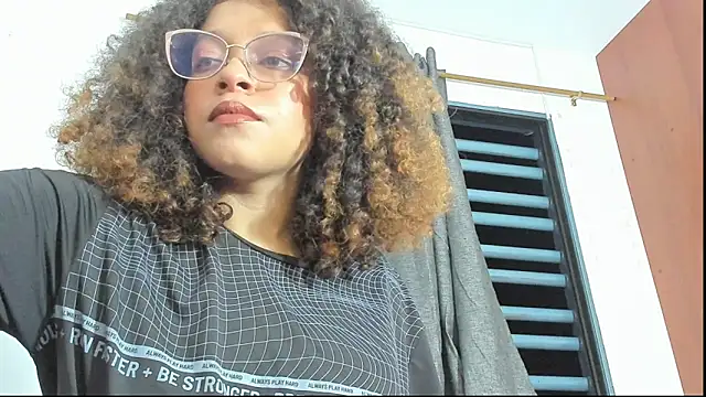 Ada gales  online show from 25, 11, 2025