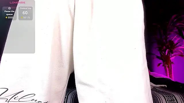 Angel Snowhotxxx online show from 11, 7, 2026