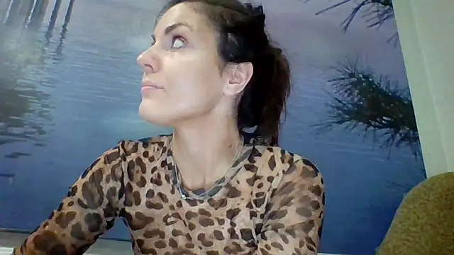 AliceTailor online show from 6, 3, 2026