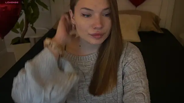 IceDanielles online show from 12, 2, 2026