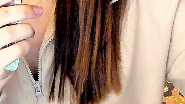 IceDanielles online show from 3, 12, 2025