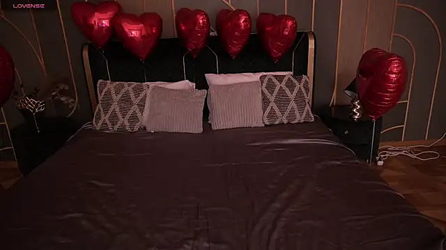 IceDanielles online show from 9, 2, 2026