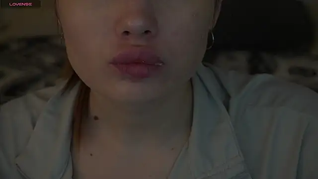 IceDanielles online show from 10, 11, 2025