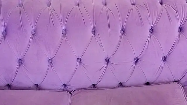 IceDanielles online show from 7, 5, 2026