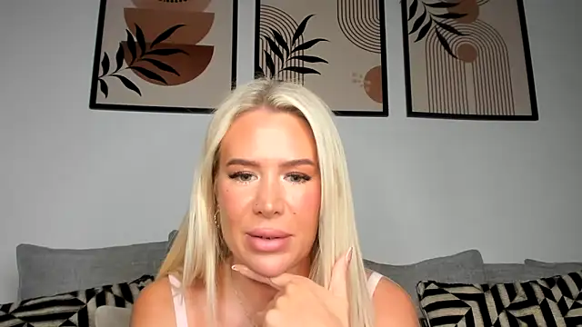 Alexia-Lee online show from 15, 10, 2025