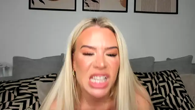 Alexia-Lee online show from 25, 10, 2025