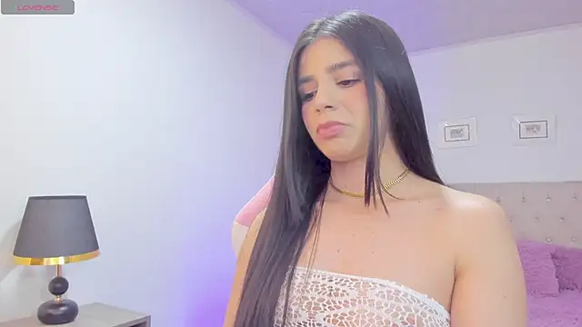 carlaperez  online show from 9, 9, 2025