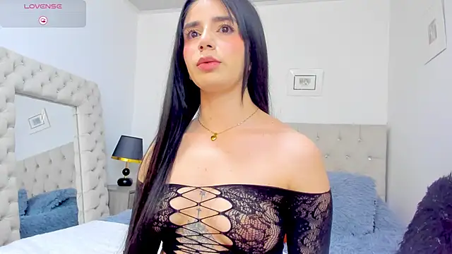 carlaperez  online show from 31, 5, 2026