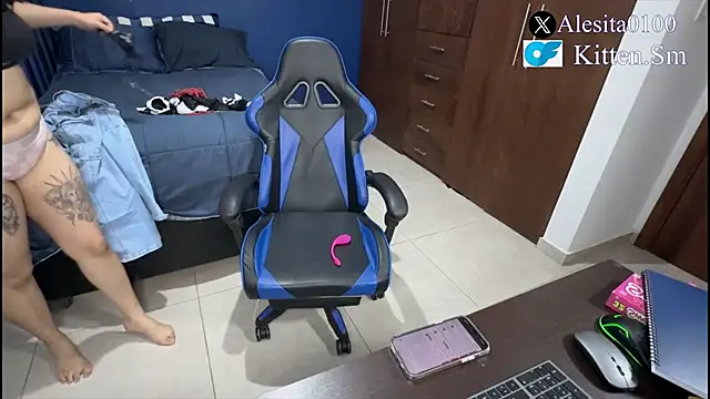 Ales Kitten online show from 13, 10, 2025