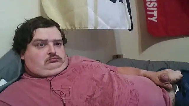 Snapshot of YelpedAverting chatting on 18, 11, 2025 YelpedAverting online show from 18, 11, 2025