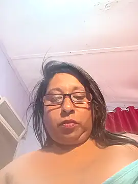 Snapshot of raniofsex02 chatting on 1, 3, 2026 raniofsex02 online show from 1, 3, 2026